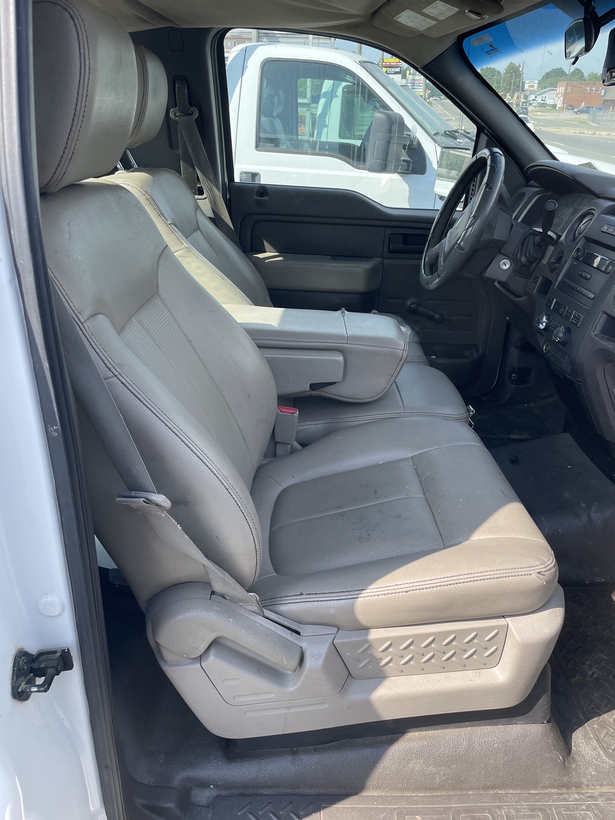 2009 FORD F150 Glass Truck - Image 8